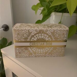 GOLD CHRISTIAN DIOR BOX